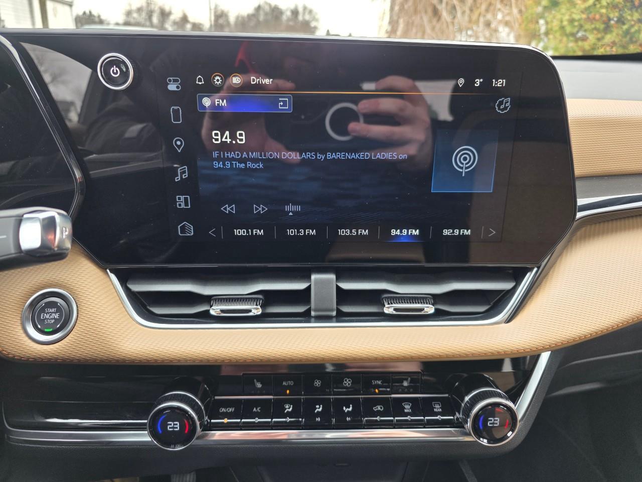 2025 Chevrolet Equinox ACTIV 4dr All-Wheel Drive Photo