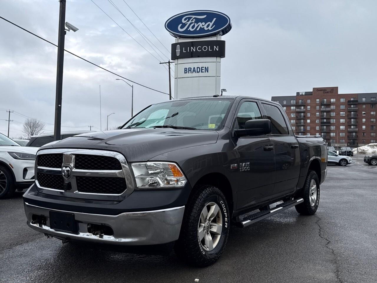 2015 RAM 1500 SXT   ONE OWNER   LOW KM   NO ACCIDENTS Photo0