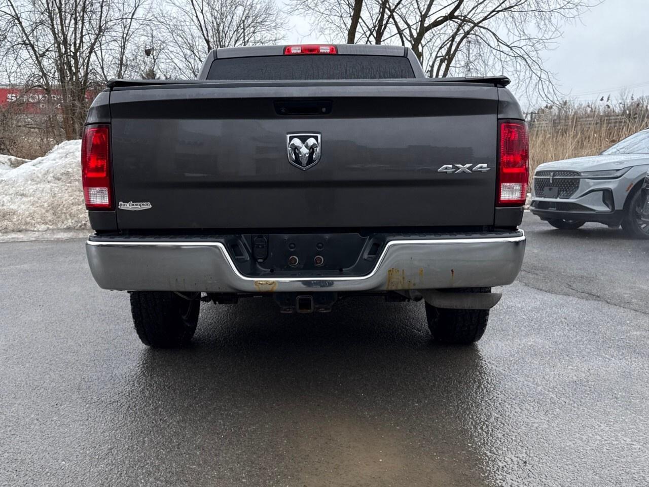 2015 RAM 1500 SXT   ONE OWNER   LOW KM   NO ACCIDENTS Photo