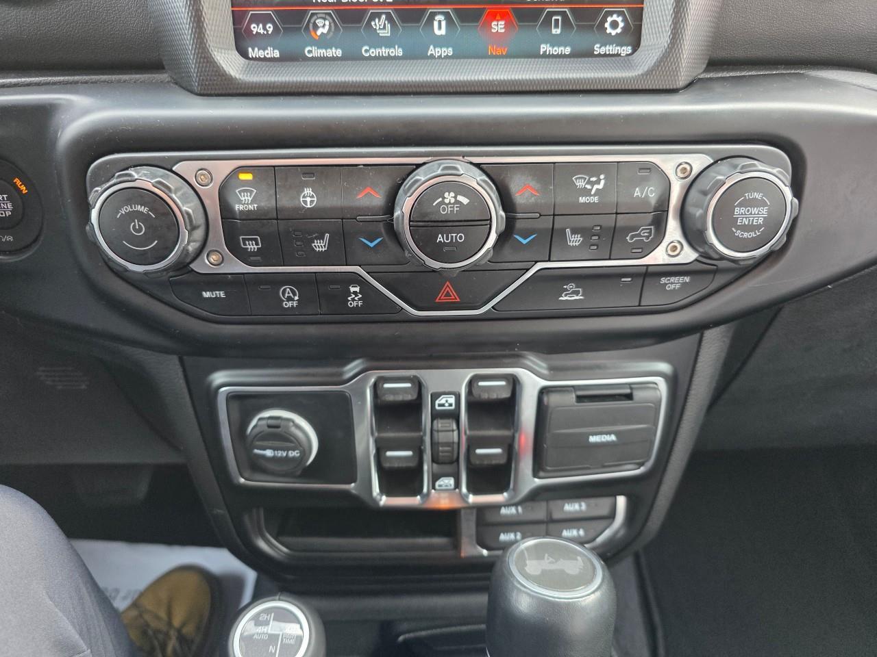 2021 Jeep WRANGLER UNLIMITED Sahara 4dr 4x4 Photo