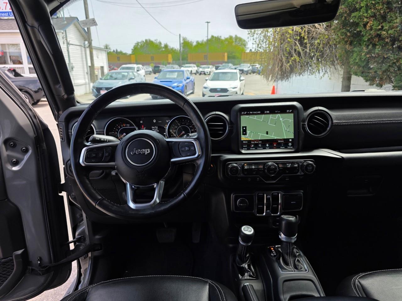2021 Jeep WRANGLER UNLIMITED Sahara 4dr 4x4 Photo
