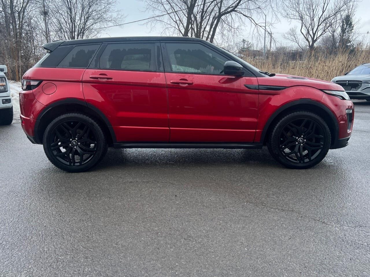 2018 Land Rover Range Rover Evoque HSE   DYNAMIC   4WD   NAV   MOONROOF Photo
