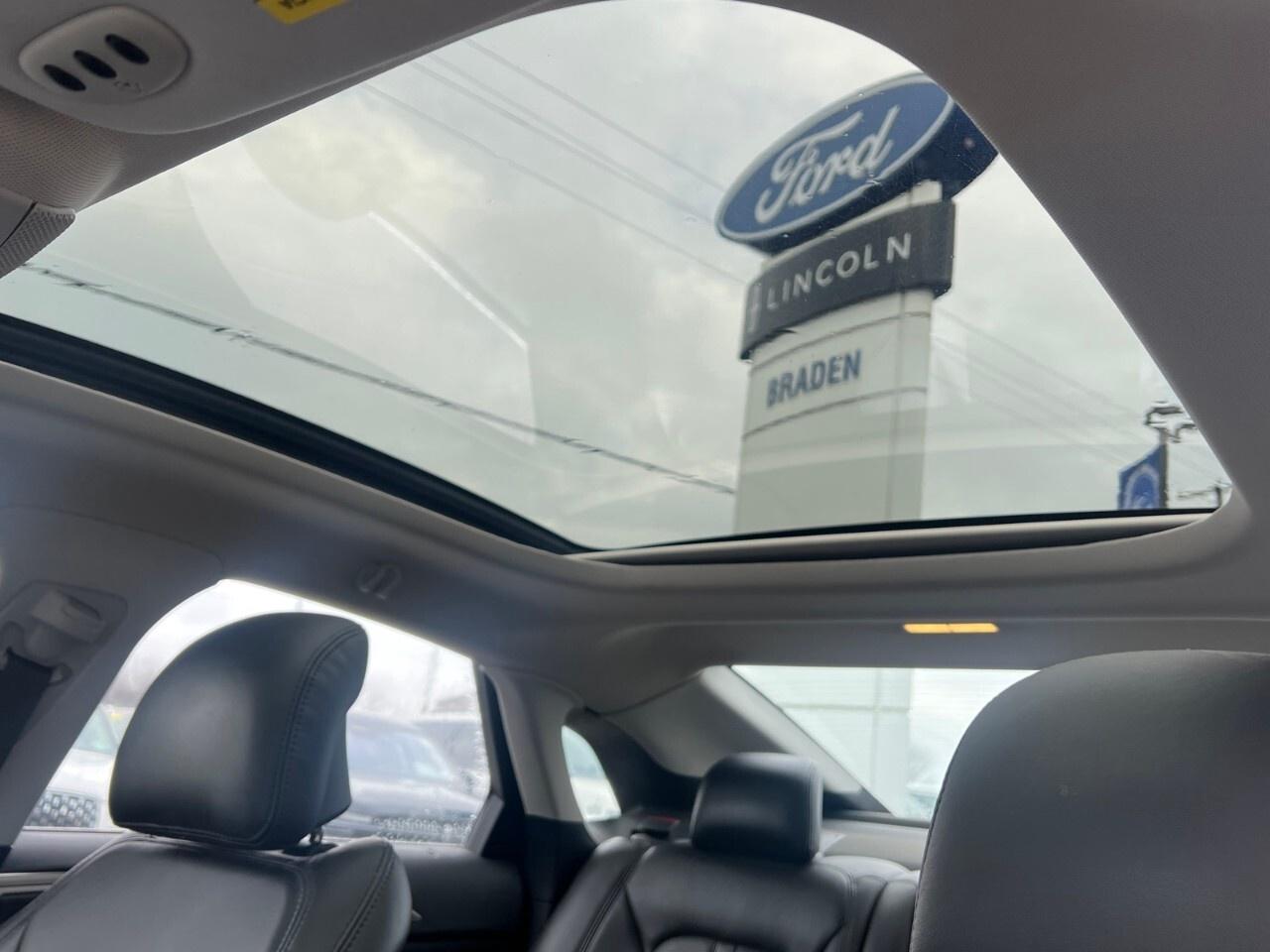 2013 Lincoln MKZ 4DR SDN V6 AWD Photo