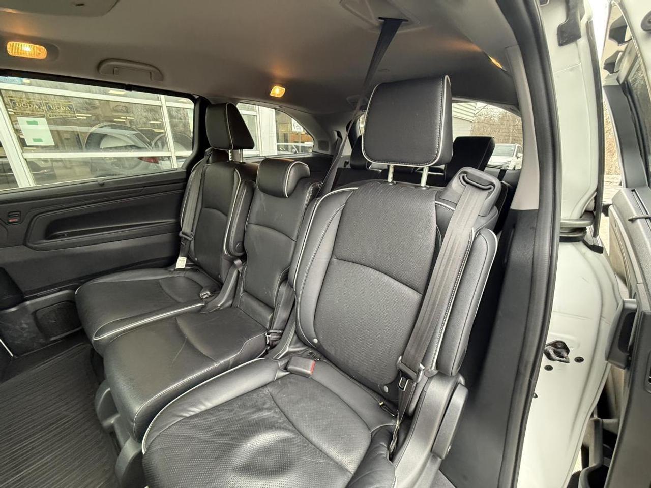 2023 Honda Odyssey Touring Auto Photo