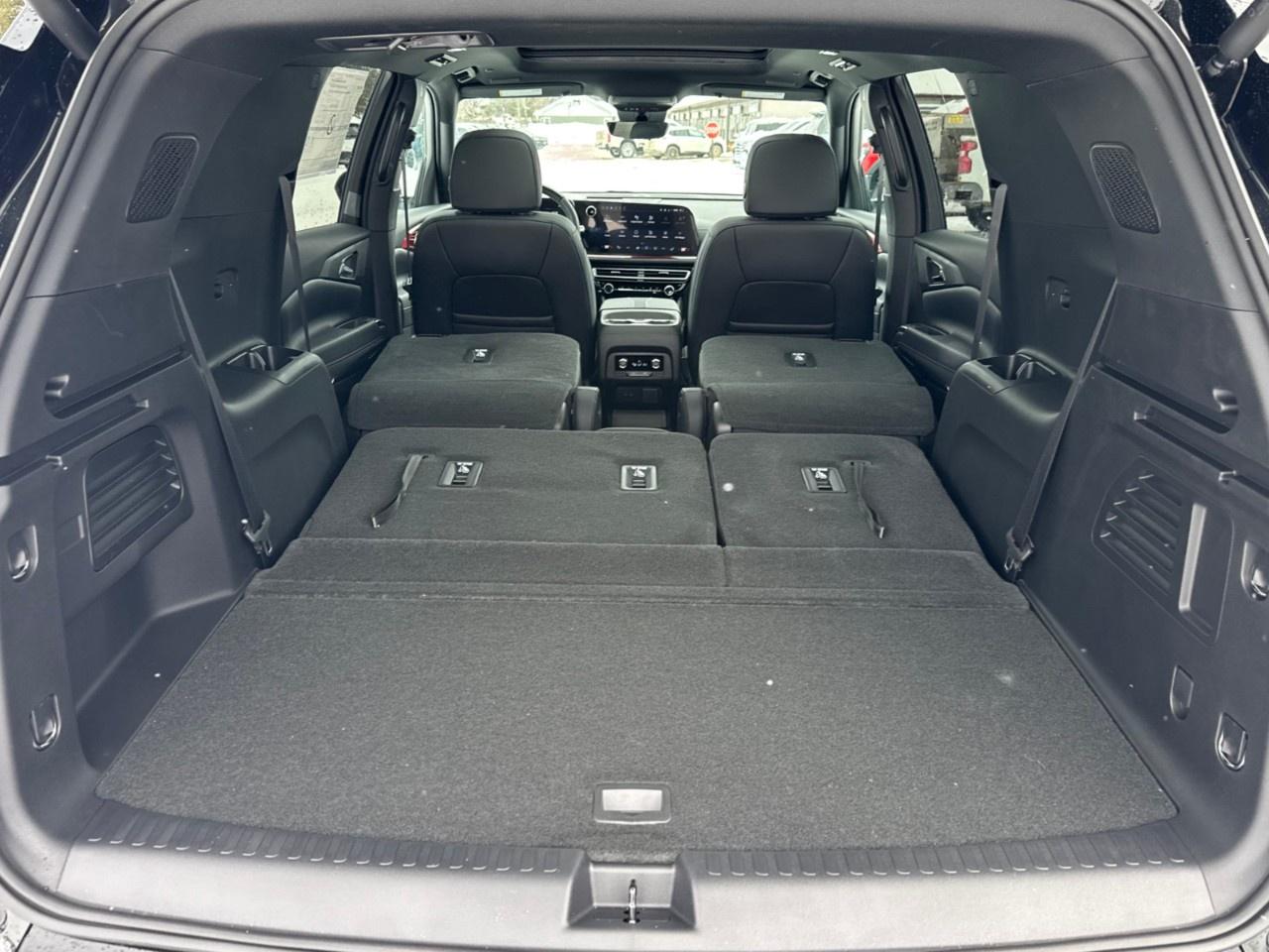 2026 Chevrolet Traverse AWD 4dr Z71 Photo