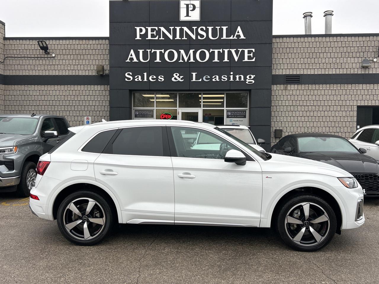 2024 Audi Q5 S-LINE,PANO,ADAPTIVE CRUISE,AMBIENT LIGHTING, NAVI Photo3