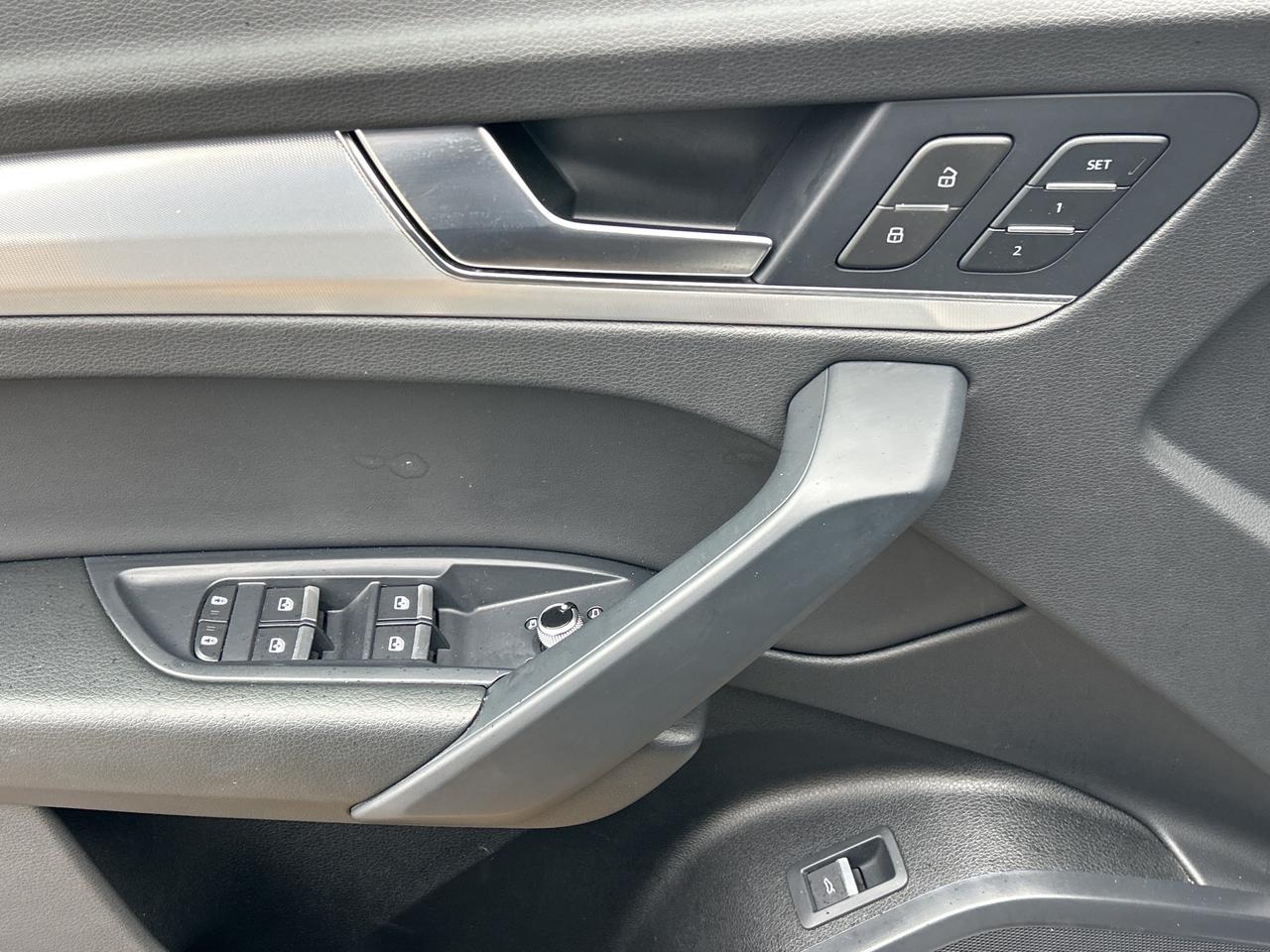 2024 Audi Q5 S-LINE,PANO,ADAPTIVE CRUISE,AMBIENT LIGHTING, NAVI Photo