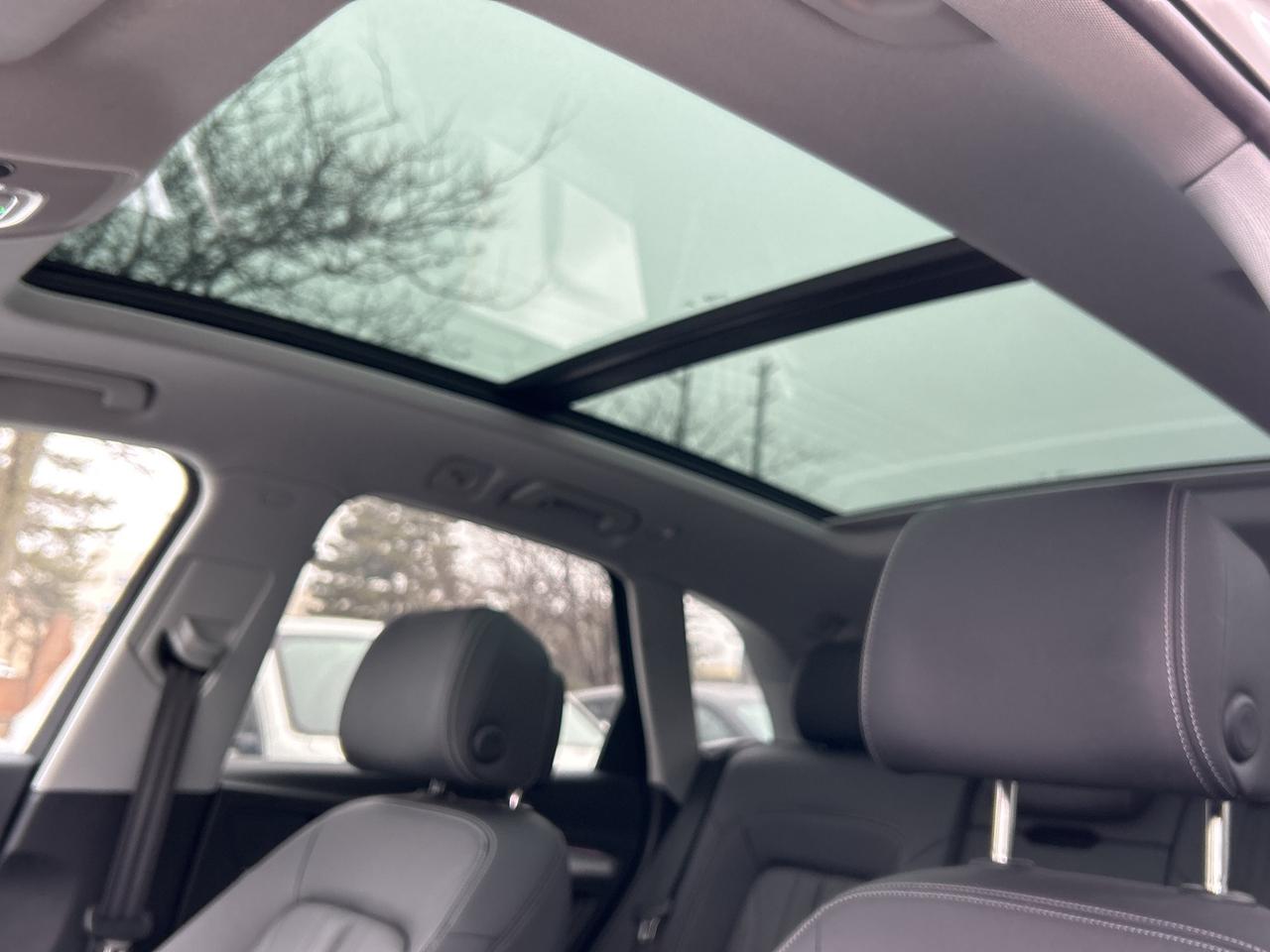 2024 Audi Q5 S-LINE,PANO,ADAPTIVE CRUISE,AMBIENT LIGHTING, NAVI Photo2