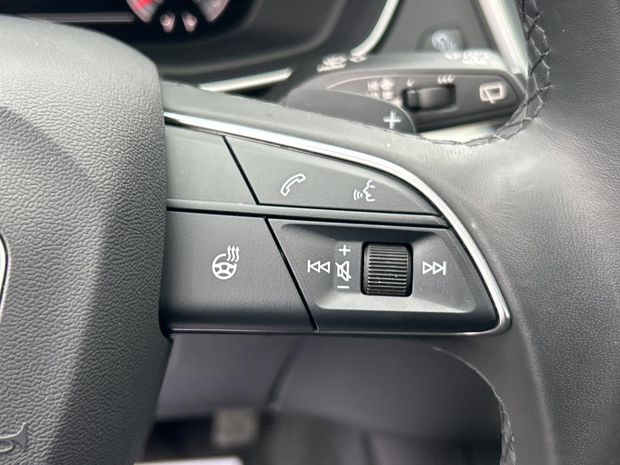 2024 Audi Q5 S-LINE,PANO,ADAPTIVE CRUISE,AMBIENT LIGHTING, NAVI Photo