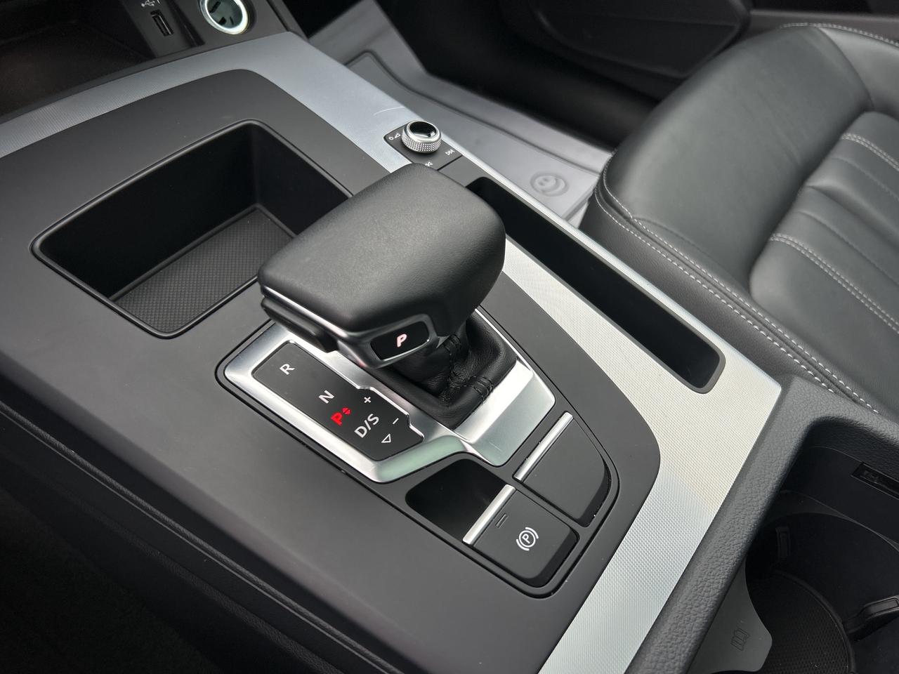 2024 Audi Q5 S-LINE,PANO,ADAPTIVE CRUISE,AMBIENT LIGHTING, NAVI Photo