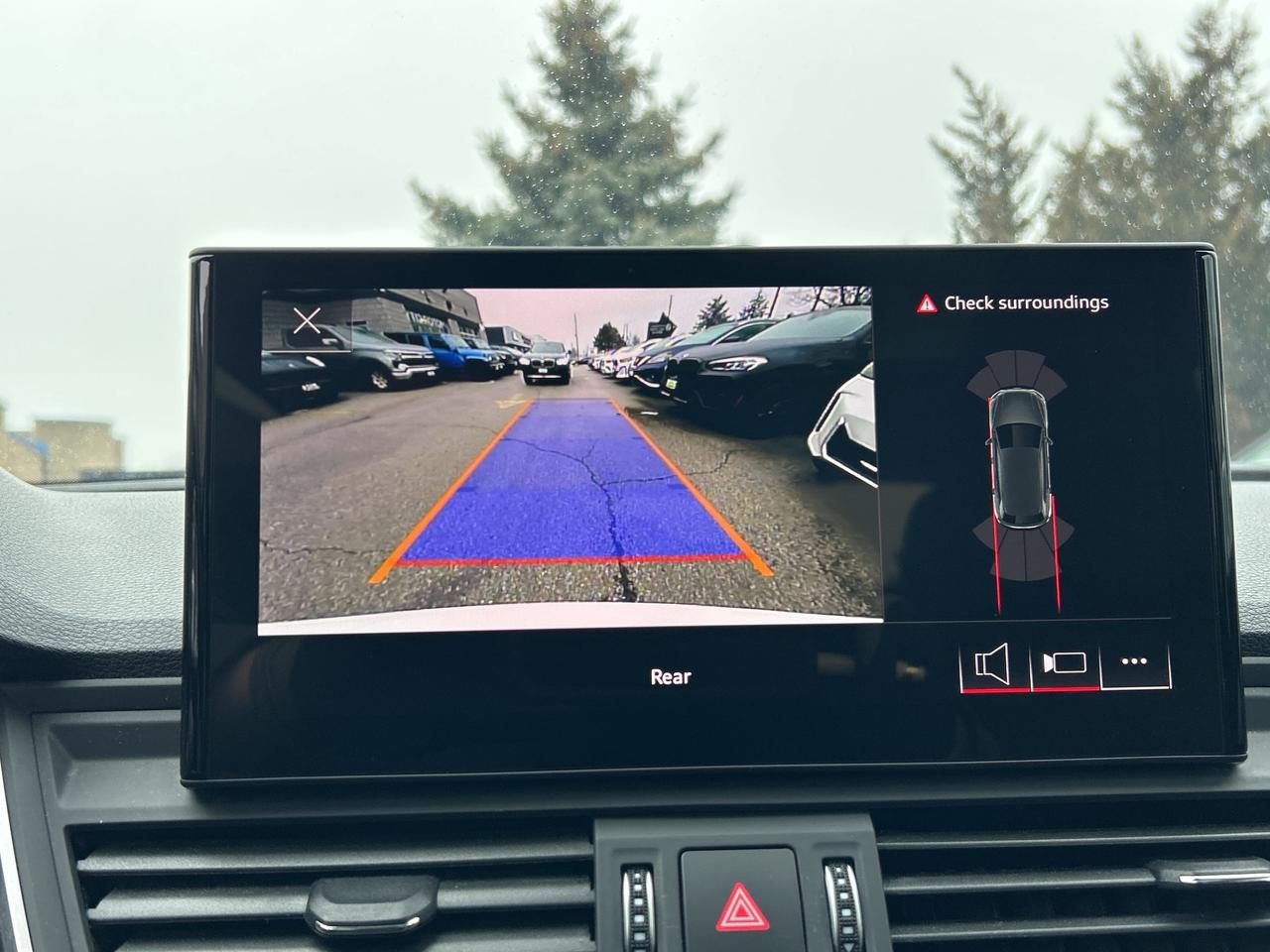 2024 Audi Q5 S-LINE,PANO,ADAPTIVE CRUISE,AMBIENT LIGHTING, NAVI Photo