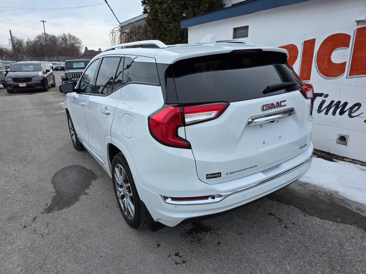 2023 GMC Terrain Denali All-Wheel Drive Photo