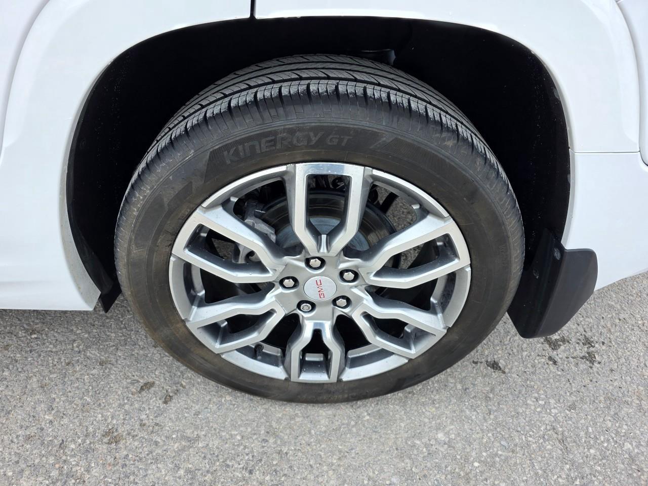 2023 GMC Terrain Denali All-Wheel Drive Photo