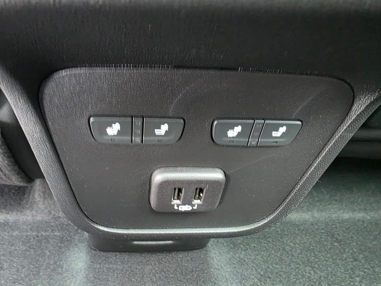 2023 GMC Terrain Denali All-Wheel Drive Photo