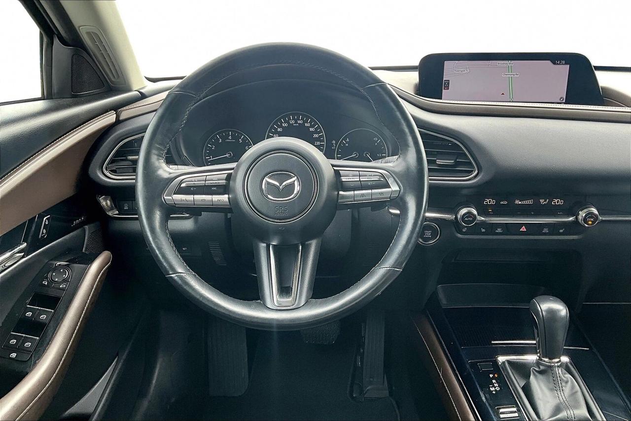 2023 Mazda CX-30 GT Photo2