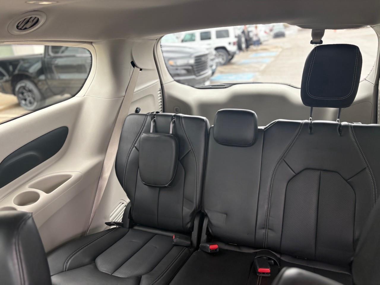 2023 Chrysler Pacifica Touring-L All-Wheel Drive Passenger Van Photo