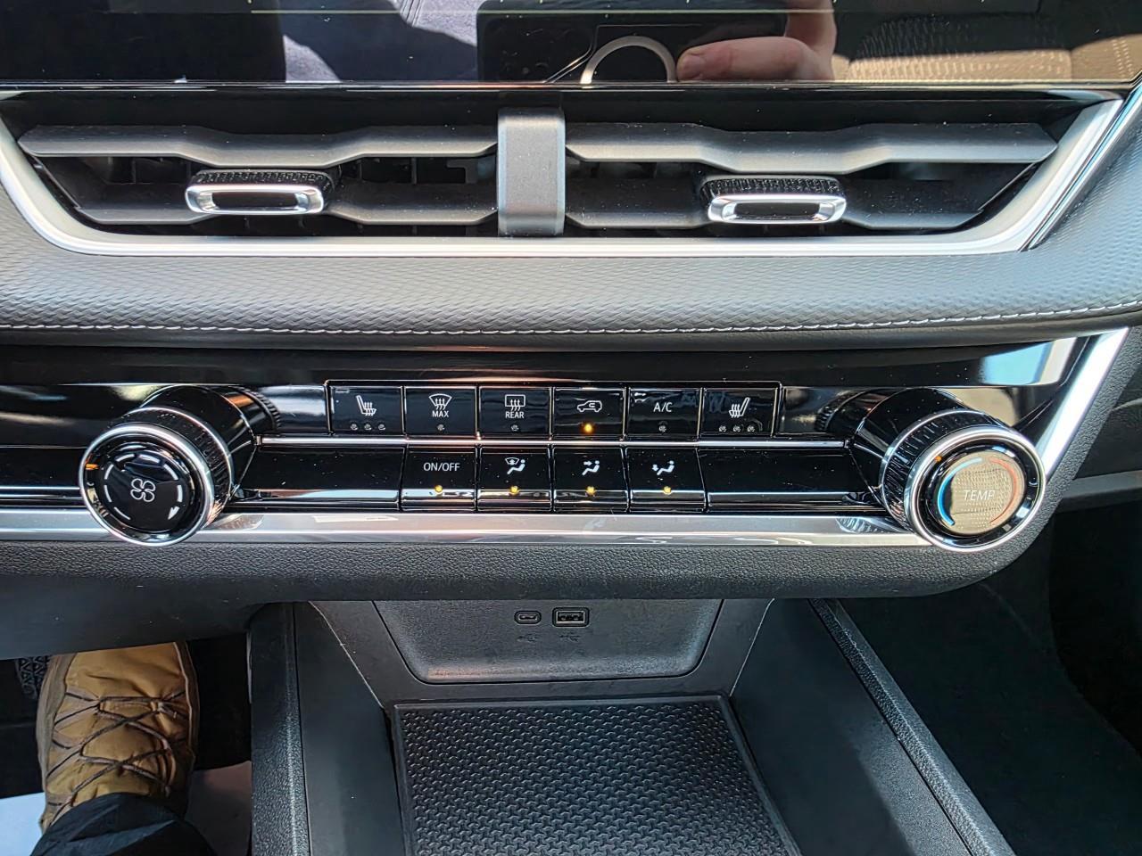 2025 Chevrolet Equinox LT 4dr Front-Wheel Drive Photo