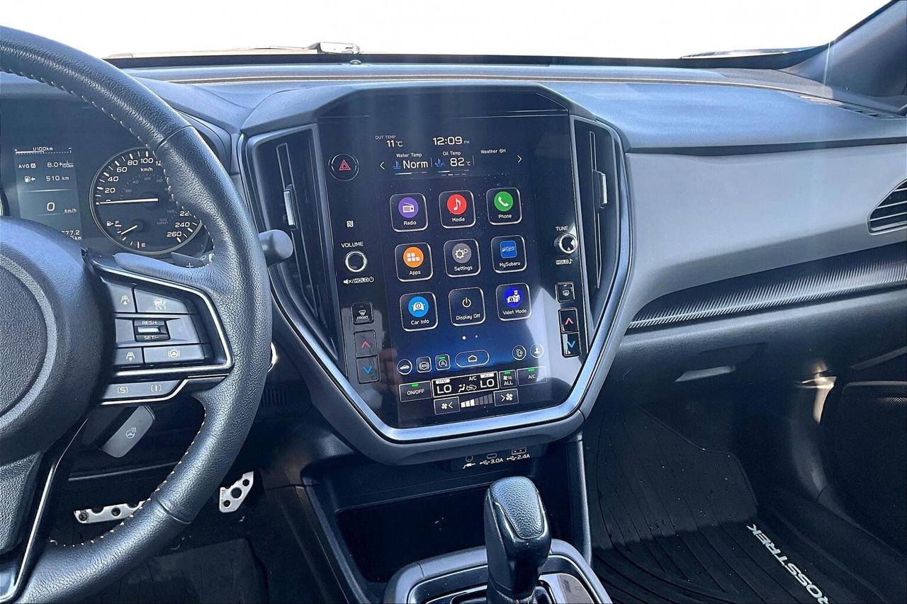 2024 Subaru Crosstrek ONYX AWD   SUNROOF   HEATED SEATS/STEER   CARPLAY Photo