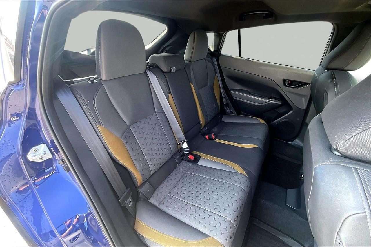 2024 Subaru Crosstrek ONYX AWD   SUNROOF   HEATED SEATS/STEER   CARPLAY Photo