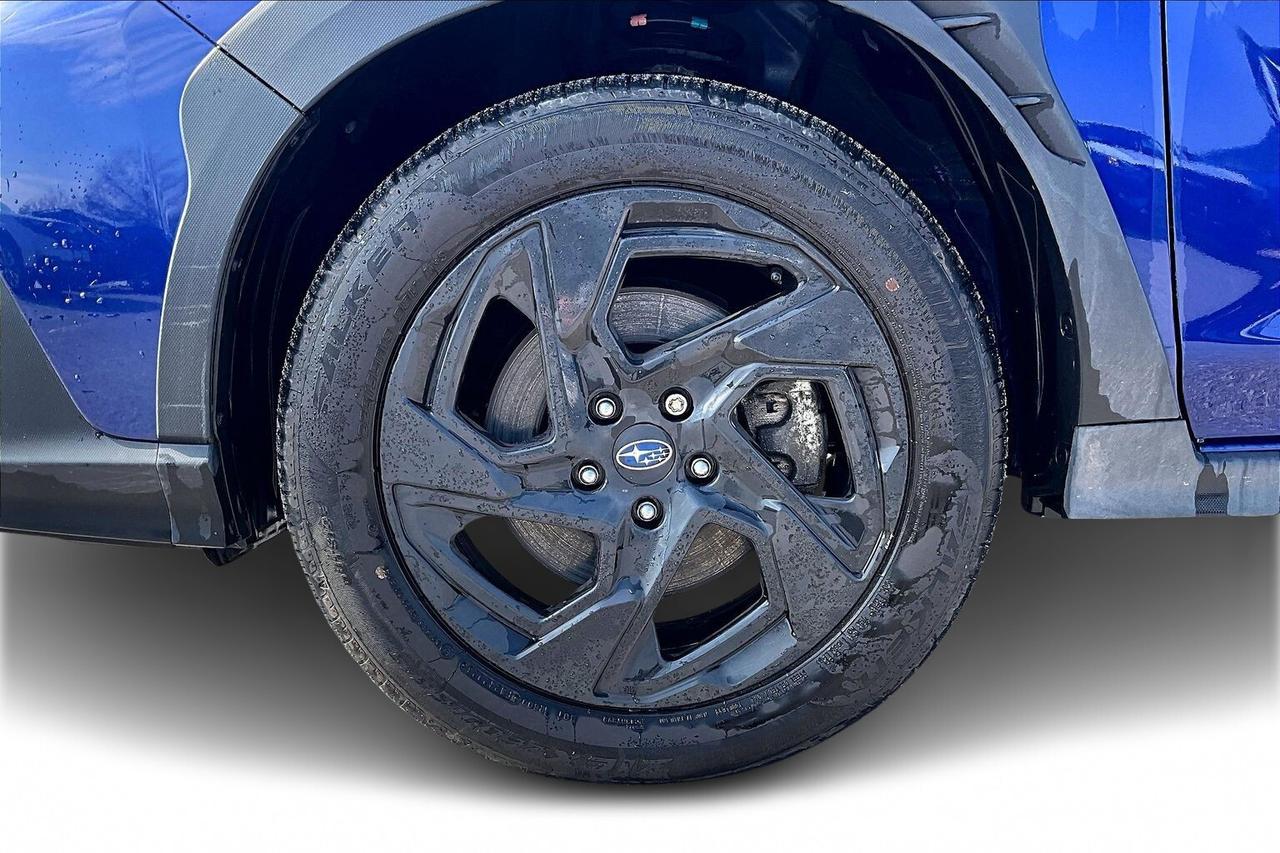 2024 Subaru Crosstrek ONYX AWD   SUNROOF   HEATED SEATS/STEER   CARPLAY Photo