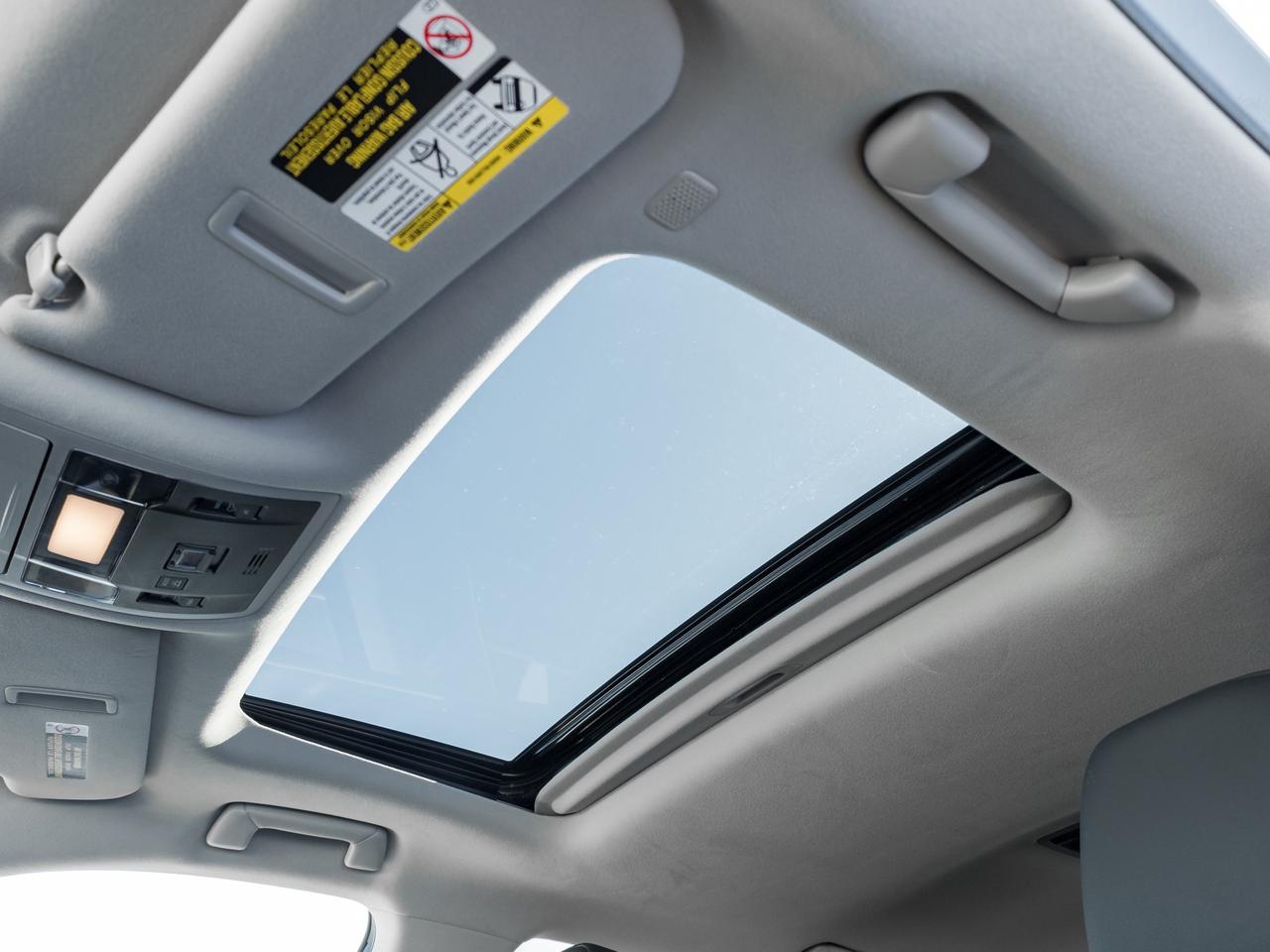 2022 Lexus RX RX 350 Auto  TRADE IN  LOW MILEAGE  6 CYLINDERS Photo