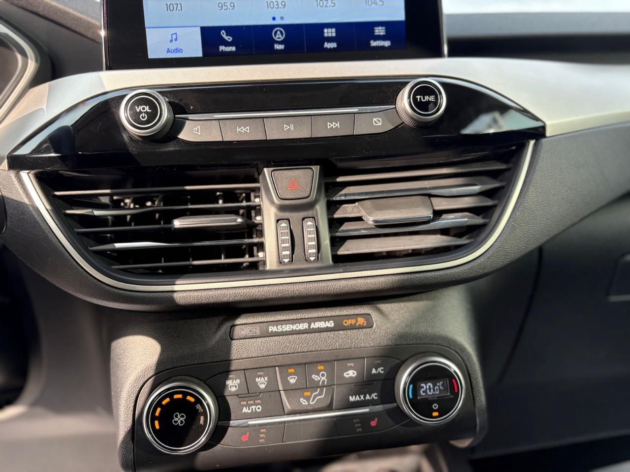 2020 Ford Escape SE 4dr All-Wheel Drive Photo