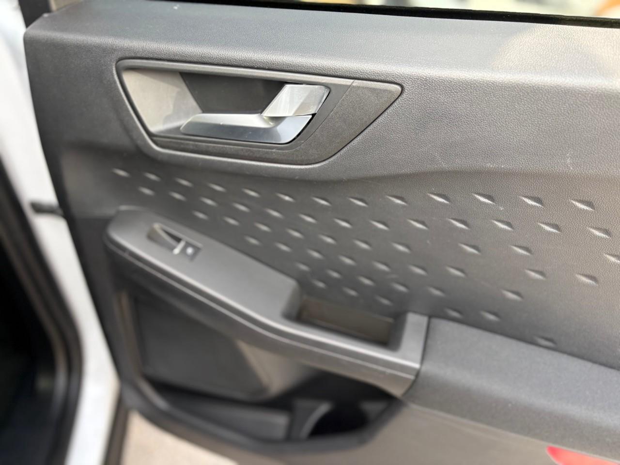 2020 Ford Escape SE 4dr All-Wheel Drive Photo