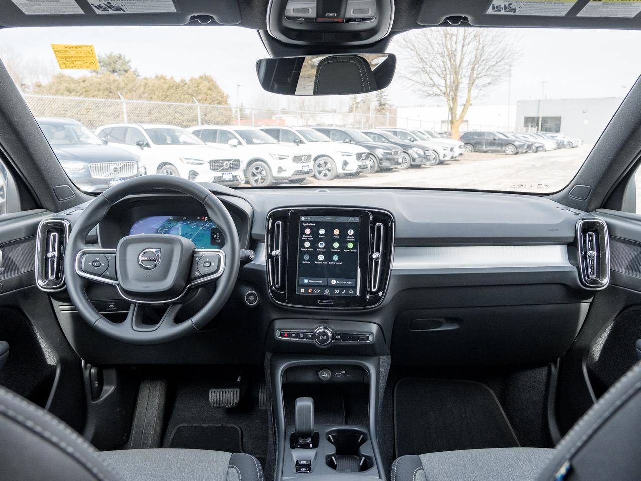 2025 Volvo XC40 B5 AWD Core  CPO FINANCE RATE 3.49%(24M)-4%*(84M) Photo