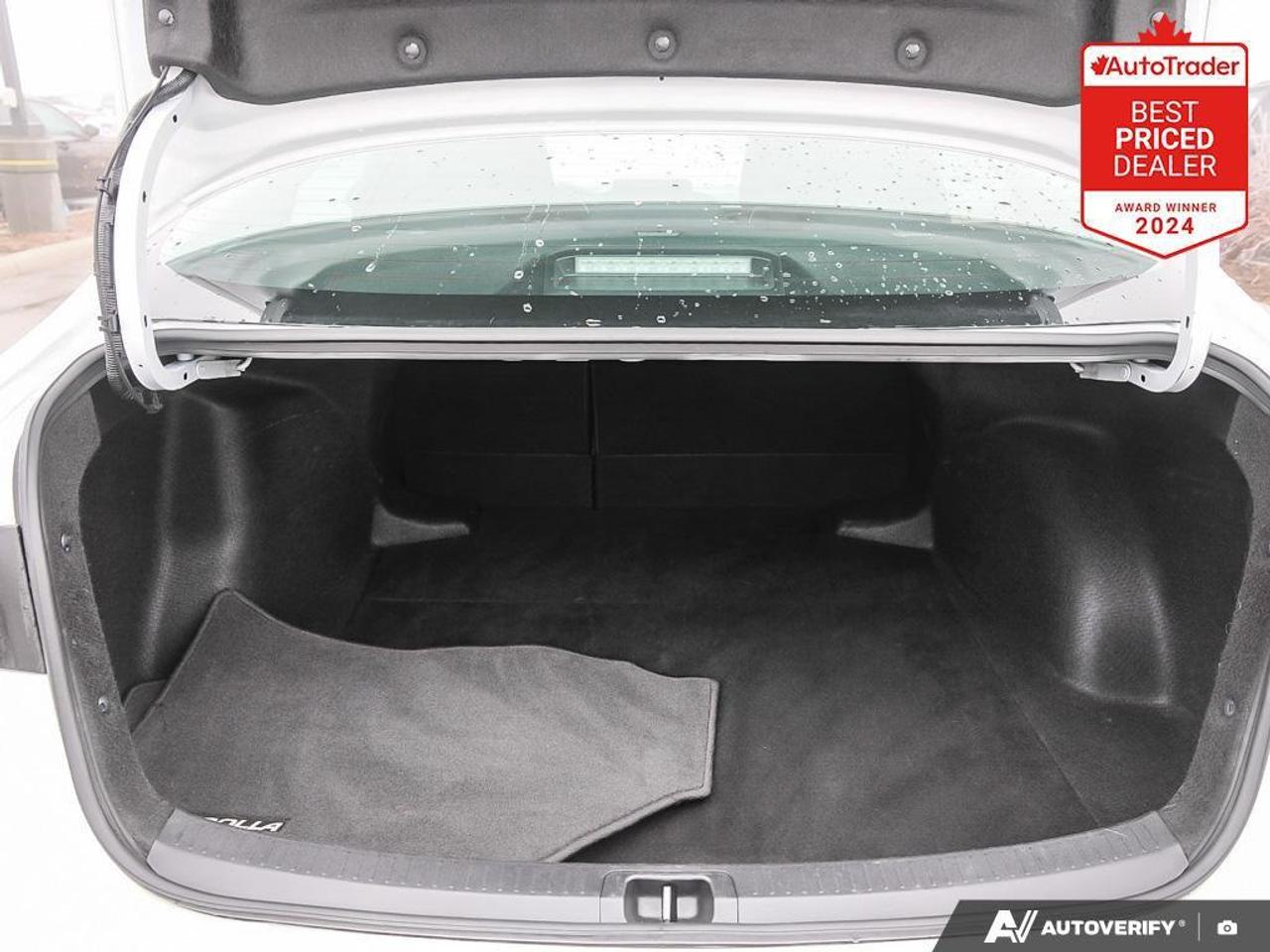 2024 Toyota Corolla LE 4DR SEDAN Photo