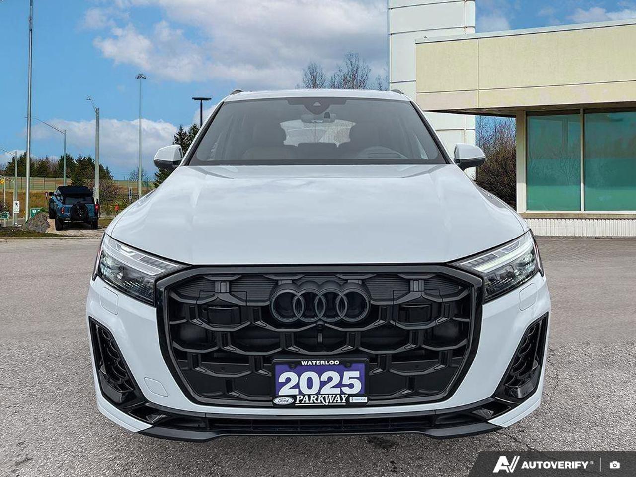 2025 Audi Q7 Technik   LEATHER   HTD SEATS   NAV Photo2