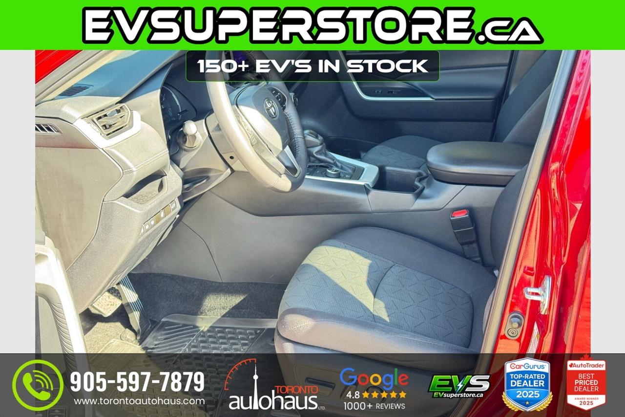 2024 Toyota RAV4 Hybrid XLE/NO ACCIDENTS/ONE OWNER Photo