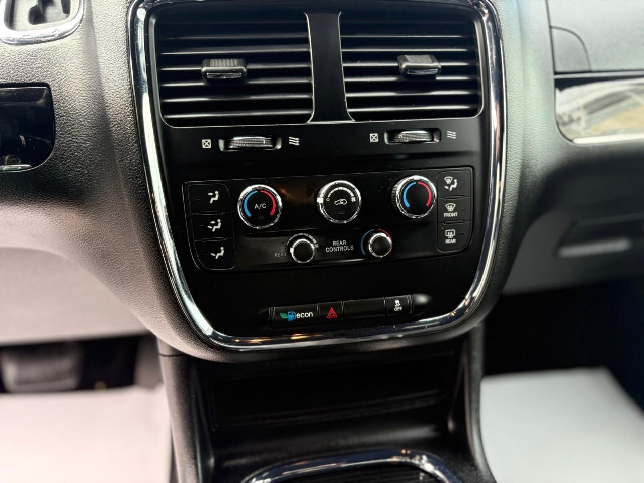 2020 Dodge Grand Caravan Premium Plus Passenger Van Photo