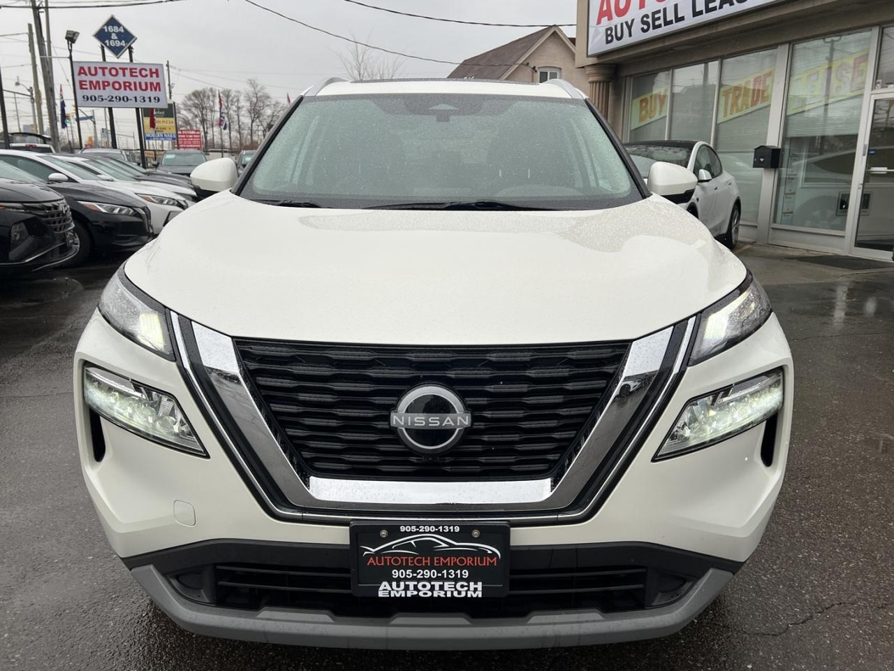 2023 Nissan Rogue SV Pearl White Moonroof AWD   360 Cam   Pro Pilot Photo4