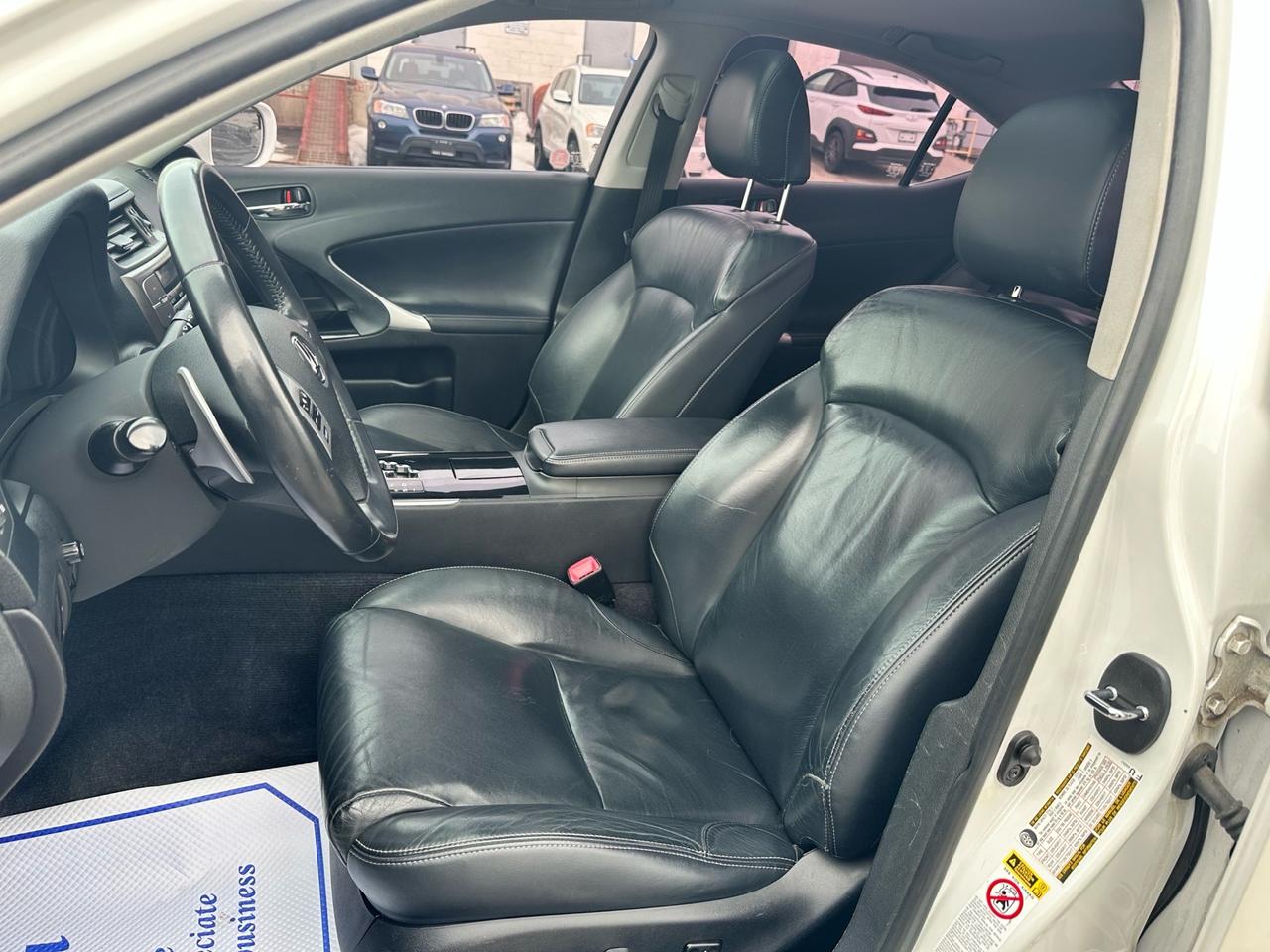2013 Lexus IS IS 250 ~ AWD ~ NO ACCIDENTS ~ CERTIFIED Photo