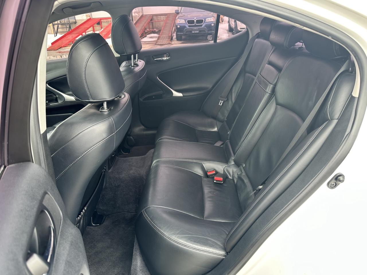 2013 Lexus IS IS 250 ~ AWD ~ NO ACCIDENTS ~ CERTIFIED Photo