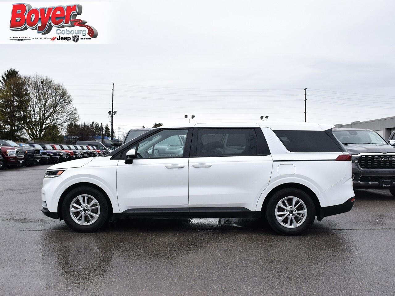 2022 Kia Carnival LX Photo