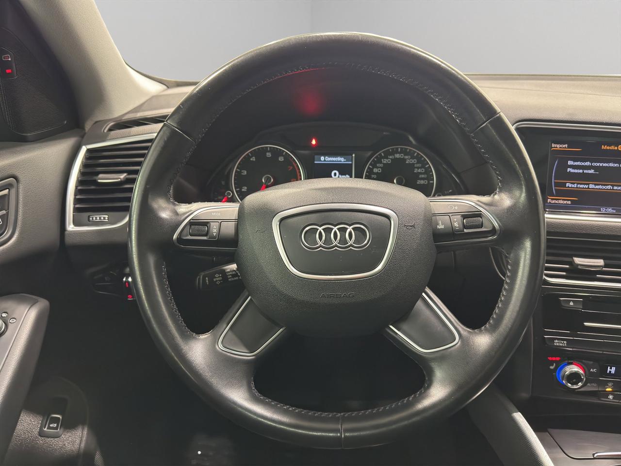 2016 Audi Q5 2.0T Technik | Reverse Cam | Heated Seats Photo