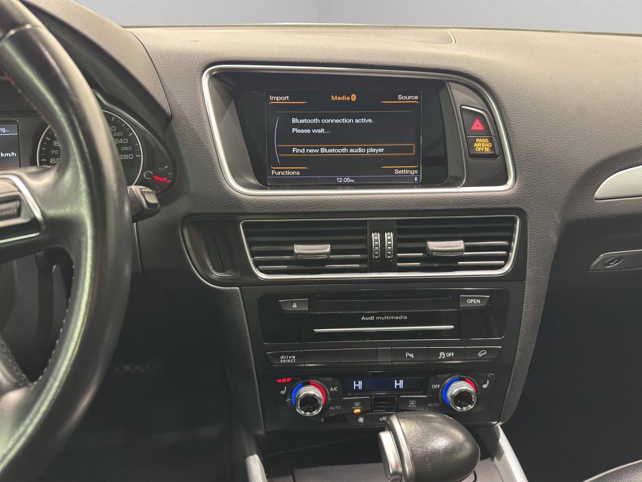 2016 Audi Q5 2.0T Technik | Reverse Cam | Heated Seats Photo