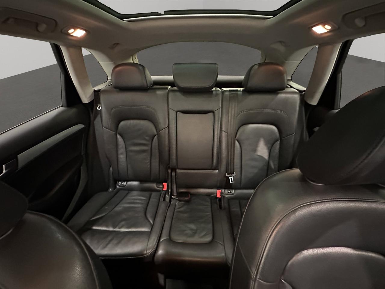 2016 Audi Q5 2.0T Technik | Reverse Cam | Heated Seats Photo