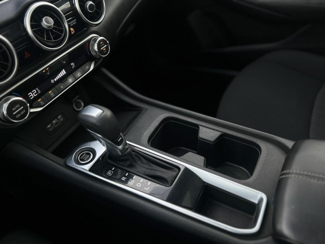 2022 Nissan Sentra SV   Sunroof   Htd Seats   Dual Climate Photo