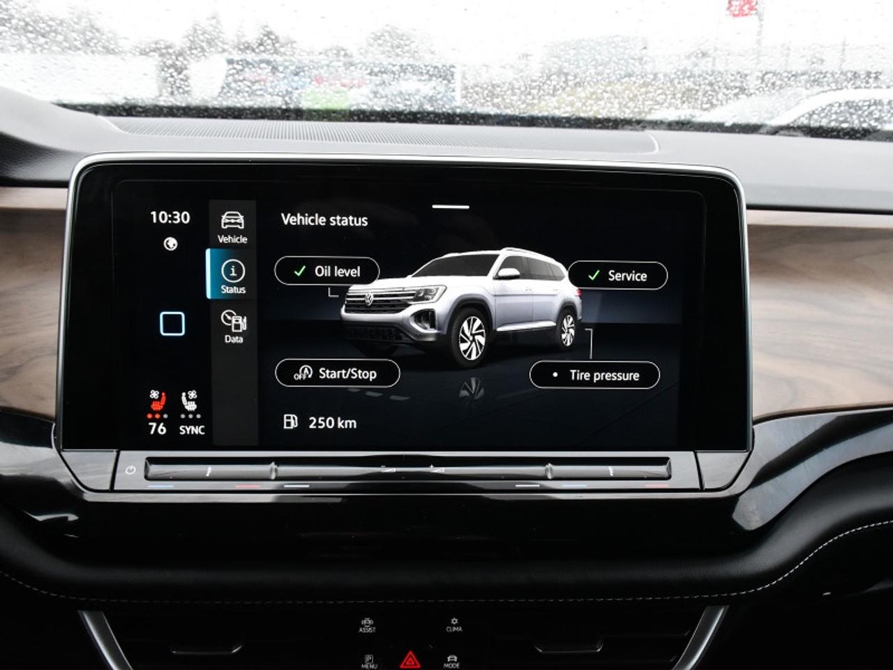 2025 Volkswagen Atlas Comfortline 2.0 TSI   Adaptive Cruise   Leather Photo