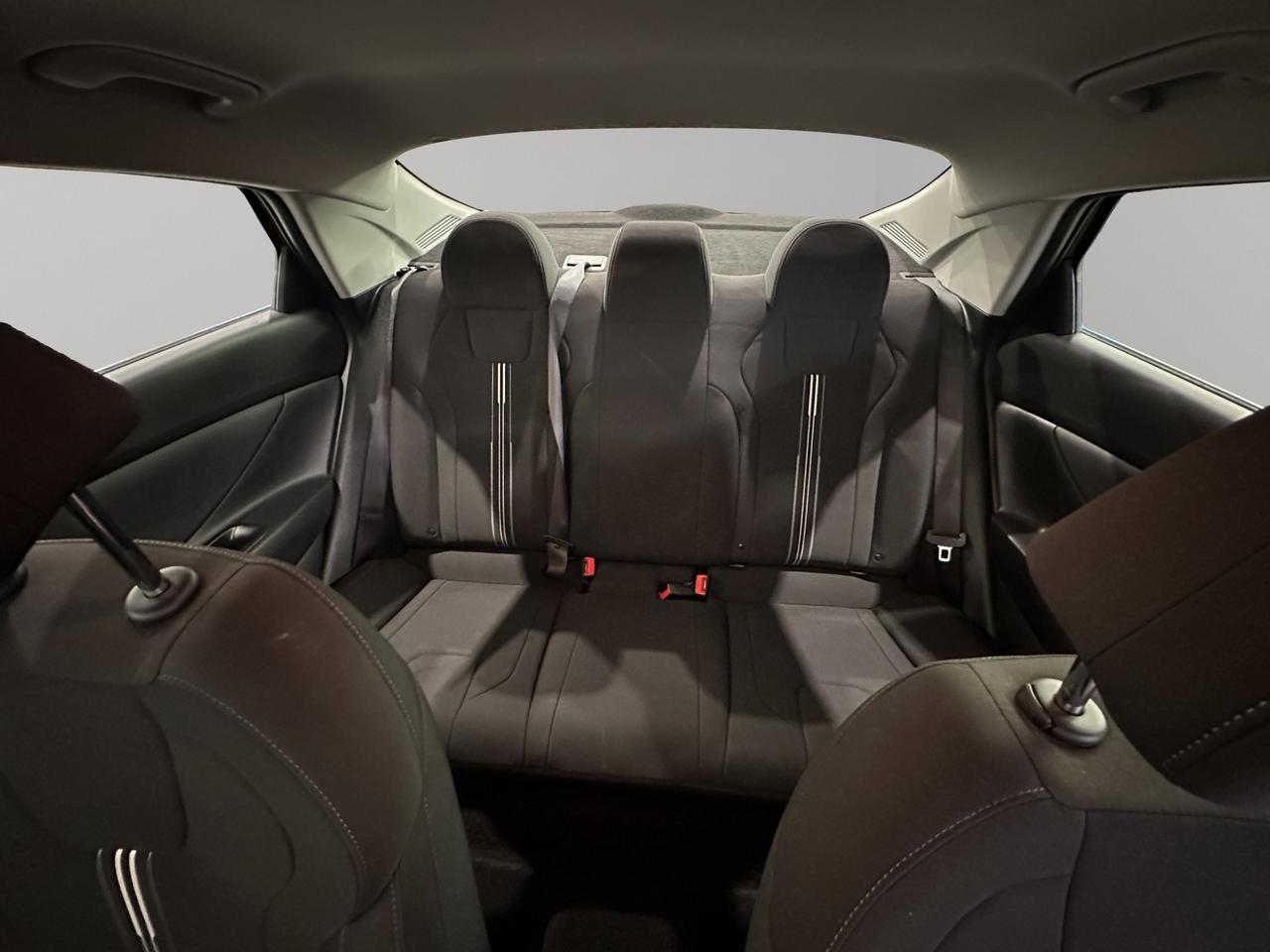 2022 Hyundai Elantra Preferred | Reverse Cam | Heated Seats Photo