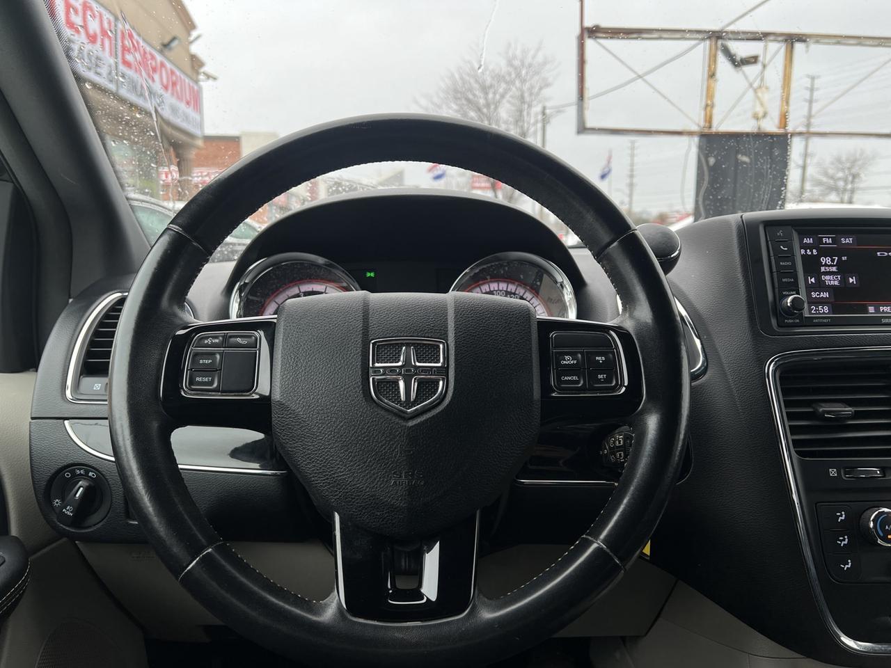 2019 Dodge Grand Caravan SXT Premium Plus   Leather   Power Sliding Doors Photo