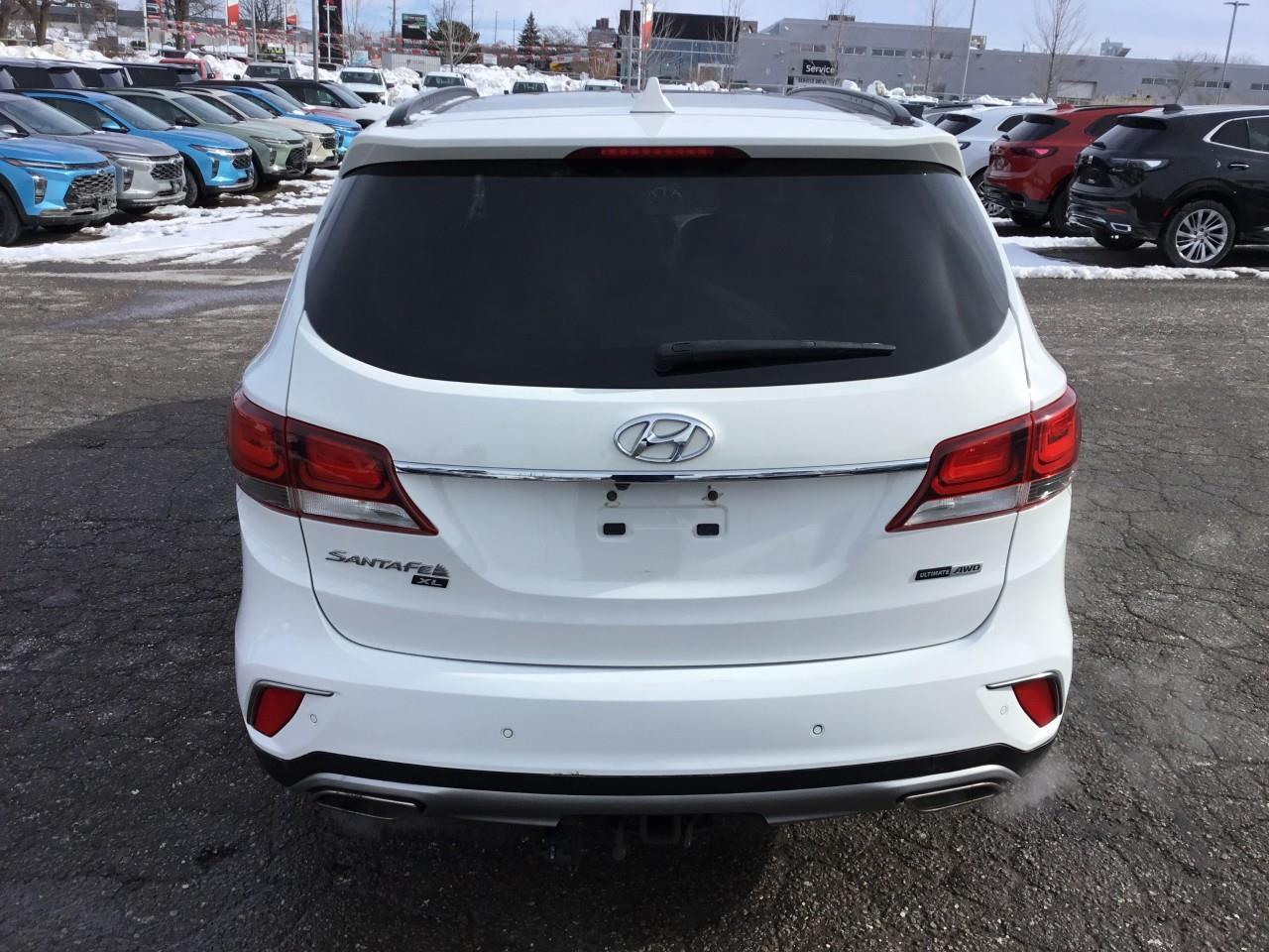 2019 Hyundai Santa Fe XL Ultimate Photo3