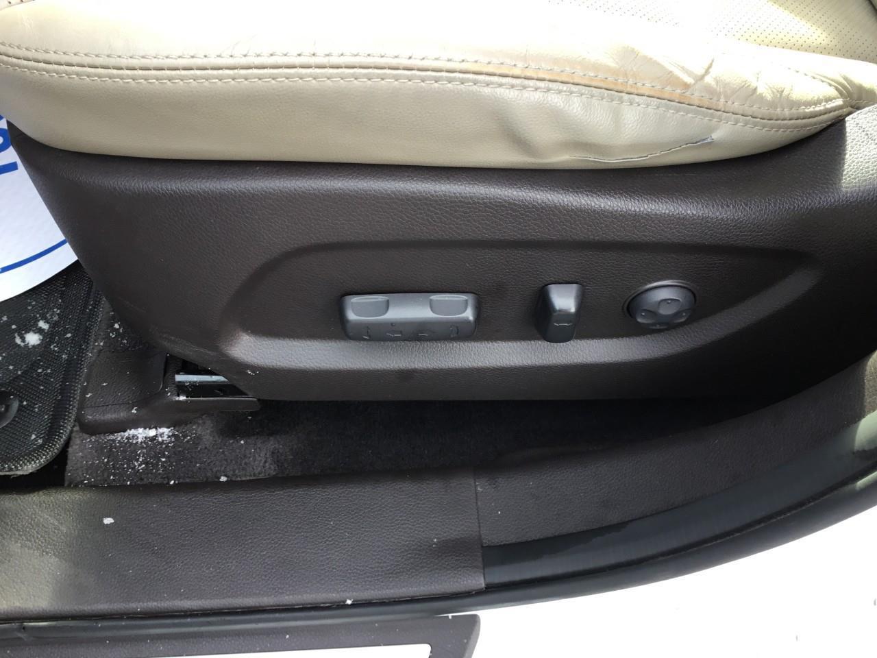 2019 Hyundai Santa Fe XL Ultimate Photo