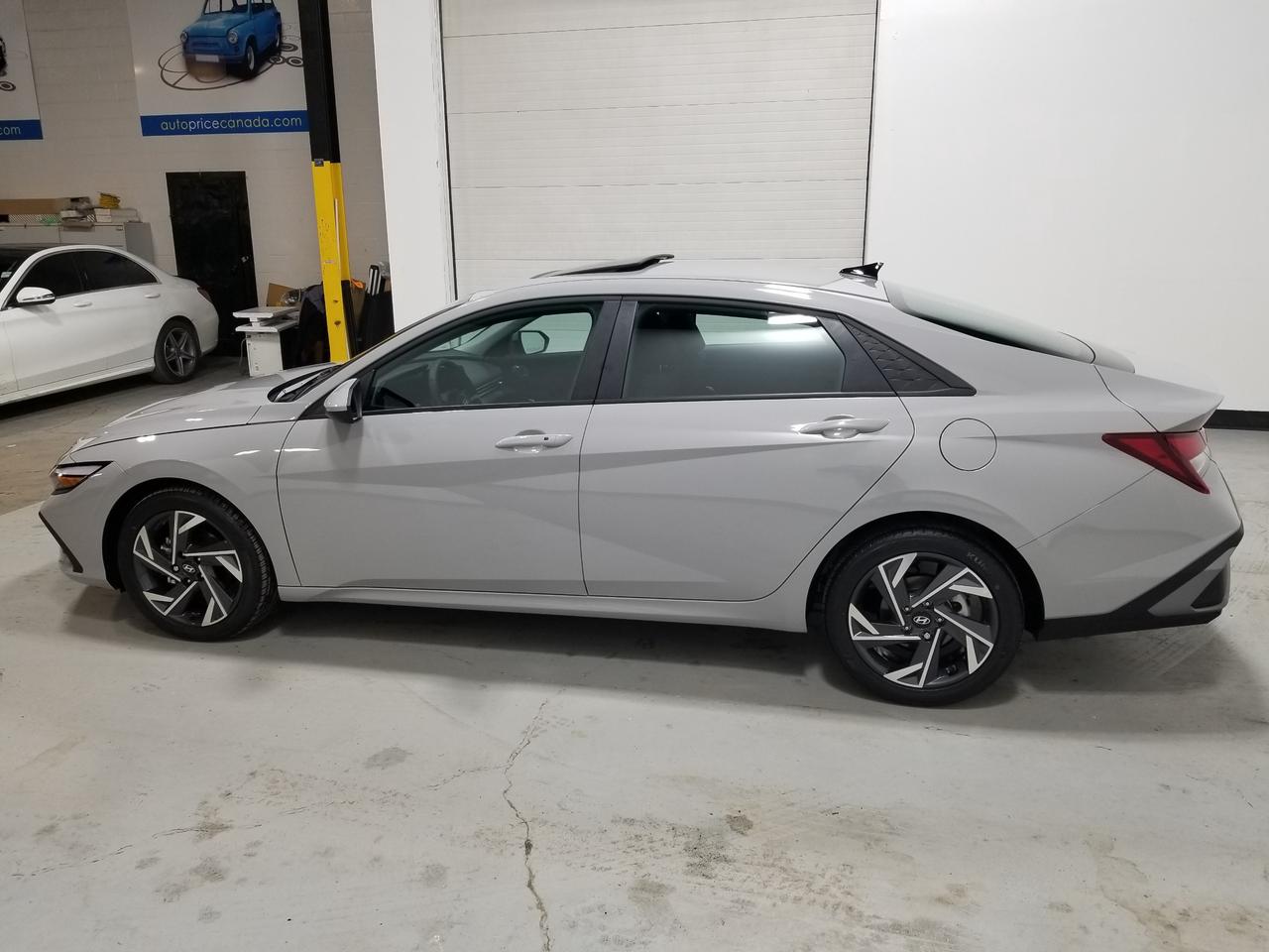 2025 Hyundai Elantra Preferred w/Tech Pkg 4dr Sedan Photo