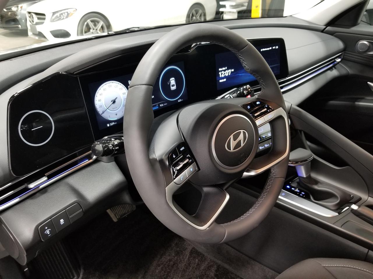 2025 Hyundai Elantra Preferred w/Tech Pkg 4dr Sedan Photo