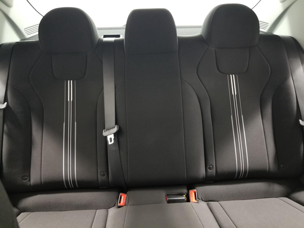 2025 Hyundai Elantra Preferred w/Tech Pkg 4dr Sedan Photo