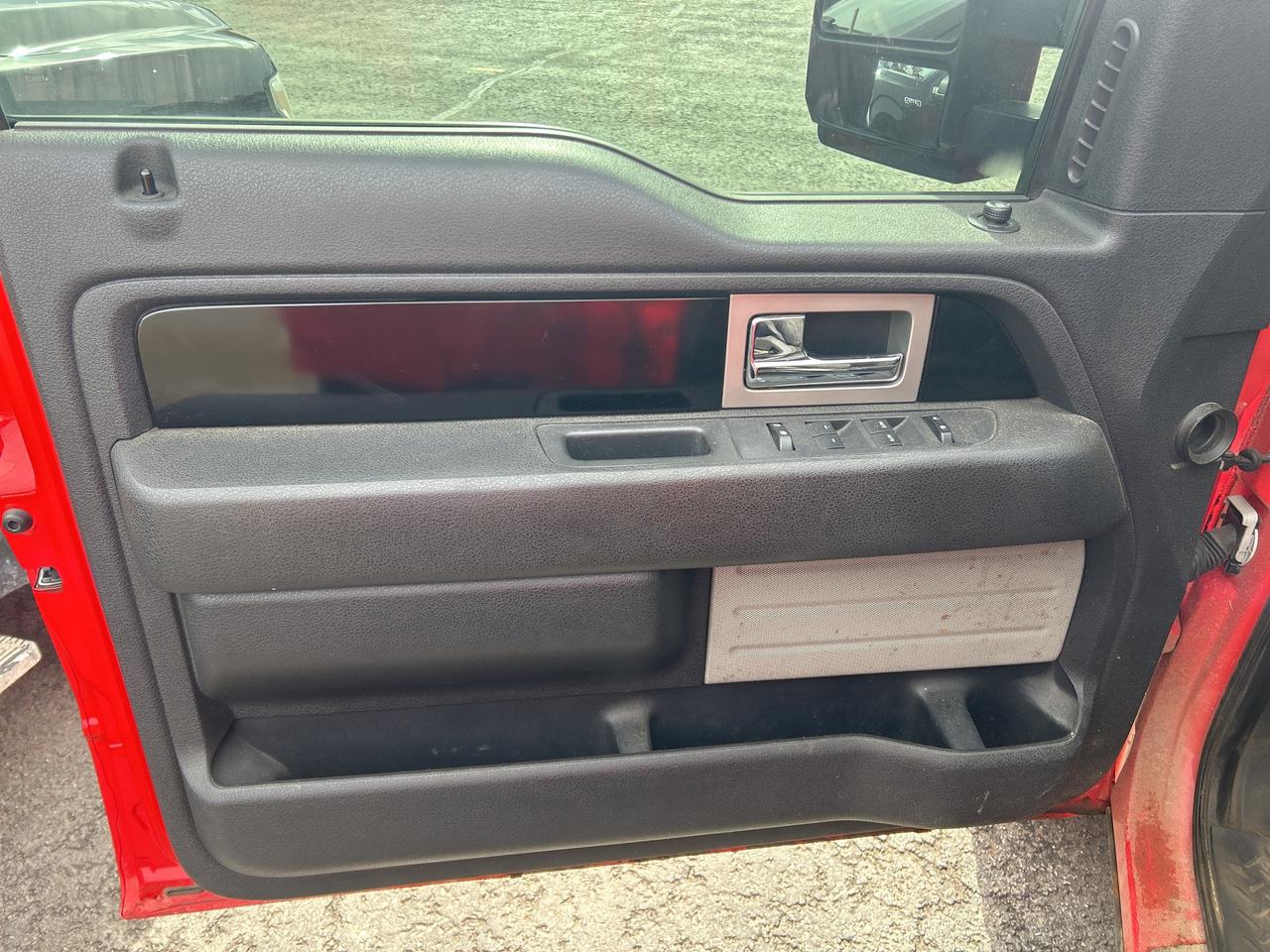 2011 Ford F-150 CREW 3.5L AS IS MAX TOW MOON LOCKING AXLE LOW KM Photo