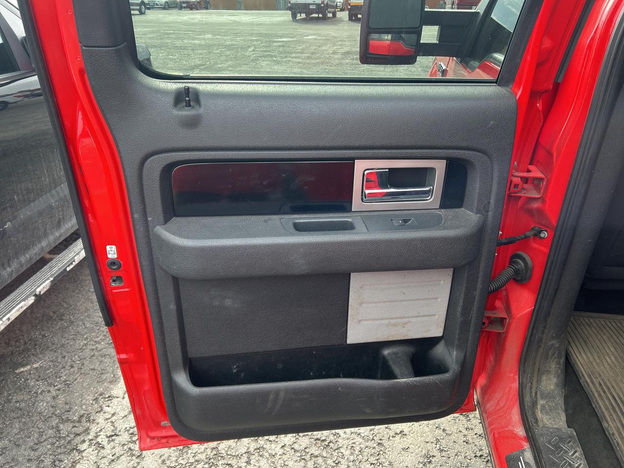 2011 Ford F-150 CREW 3.5L AS IS MAX TOW MOON LOCKING AXLE LOW KM Photo